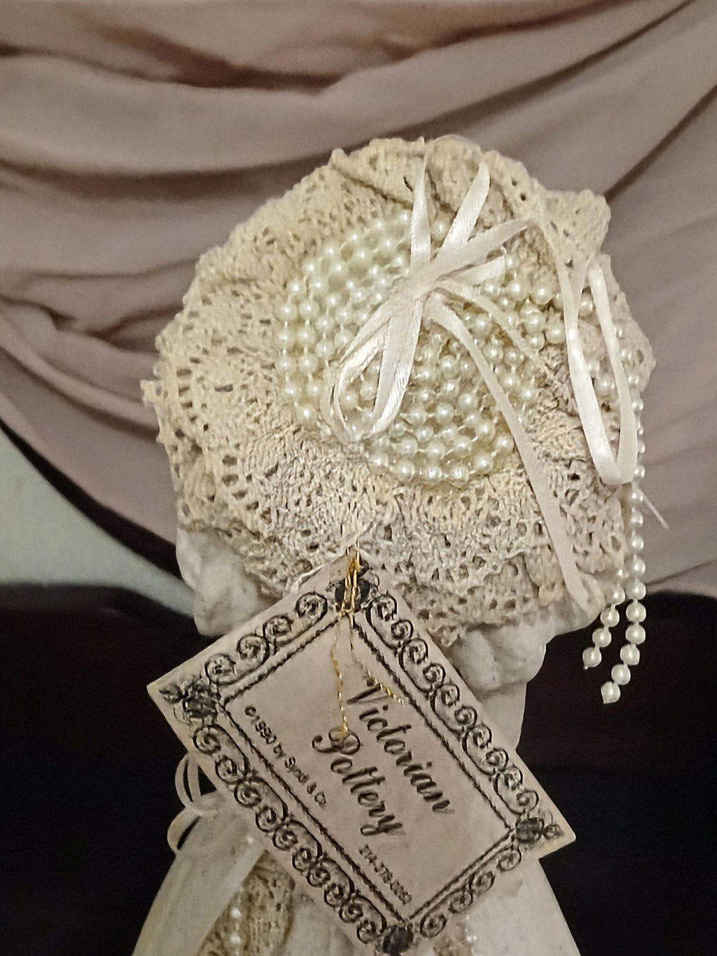 Vintage Victorian Lady Statue - Romantic Decor 1990