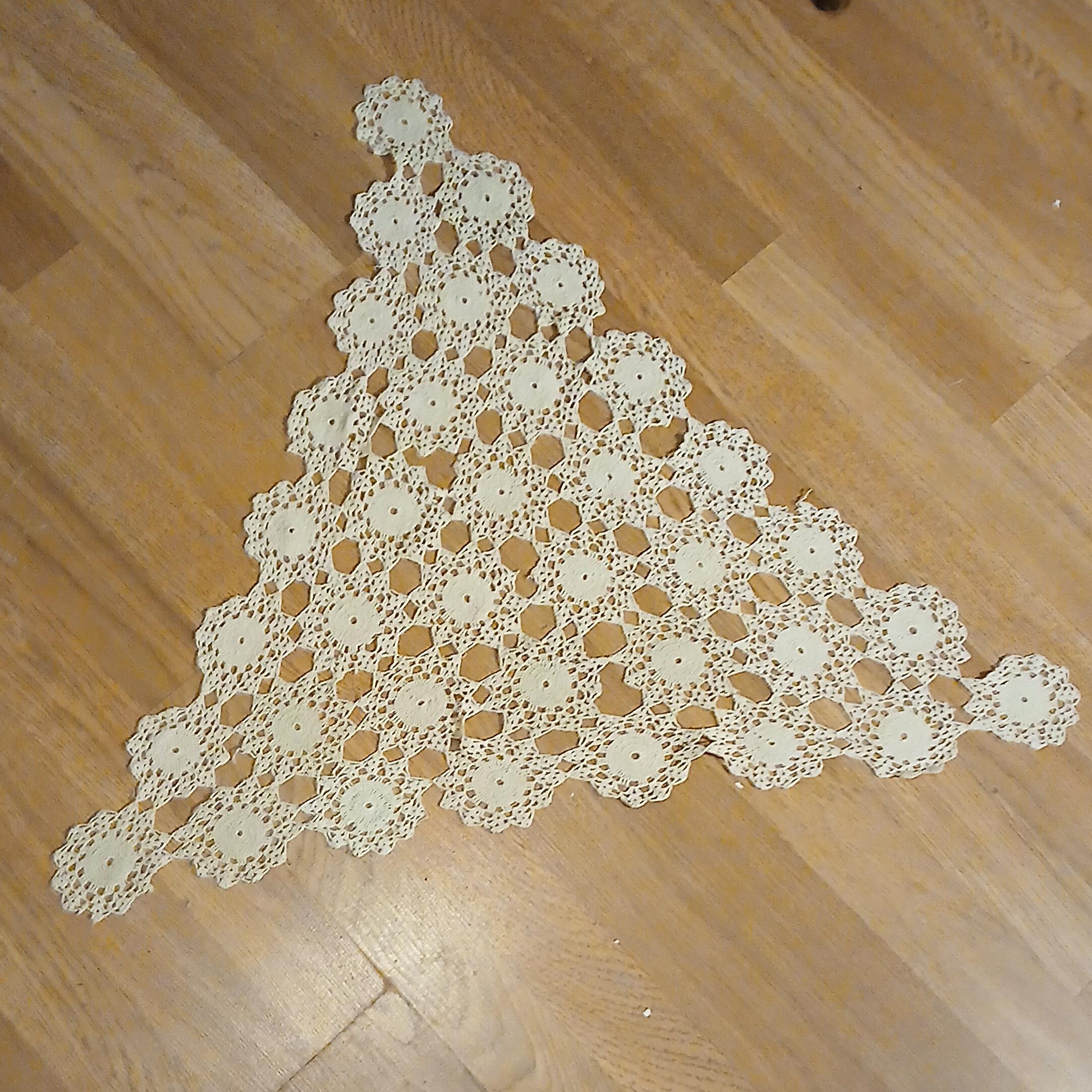 Vintage Hand-Crocheted Antimacassar – Triangle Chair Back Doily