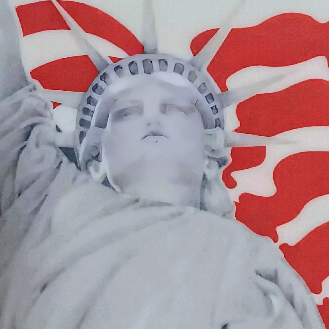 Vintage 1991 Corelle Liberty Statue of Liberty Dinner Plate 10.25" Patriotic Red White Blue USA Flag