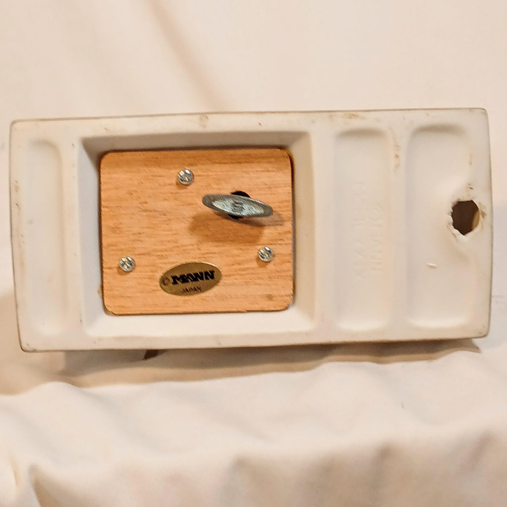 Vintage Music Box by Seymour Mann - 1979 - "Impossible Dream"