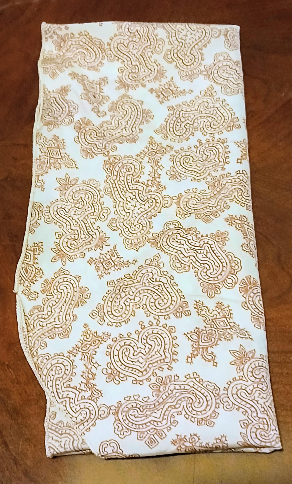 Vintage Scarves – 1960s–1970s – Boho, Paisley, Polka Dot – Retro Accessories